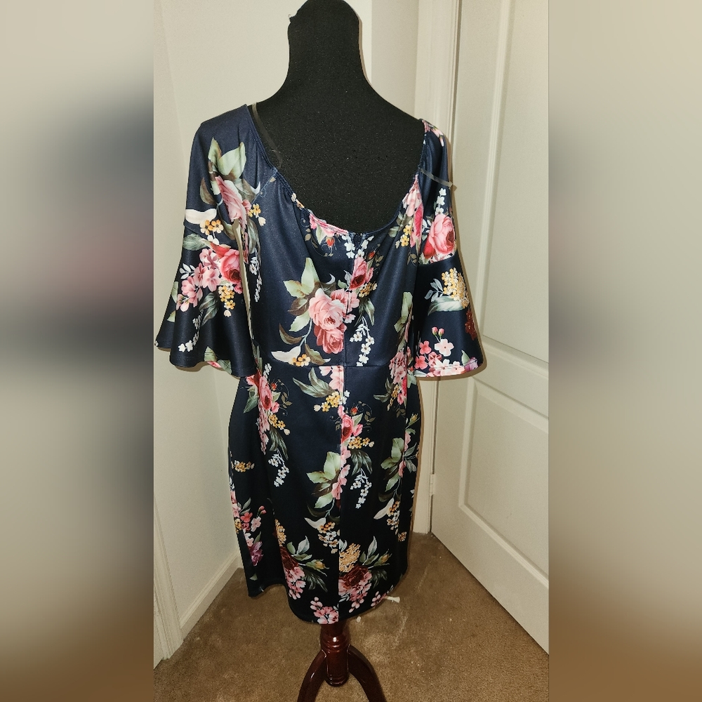 NWT! FTF DRESS ! - Picture 3 of 6